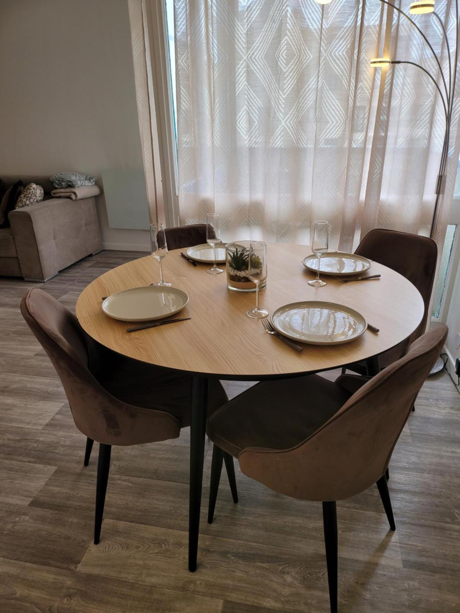 Parisian Retreat Pour 5 Personnes - 12 Min De Paris - Proche Gare Appartement Deuil-la-Barre Buitenkant foto